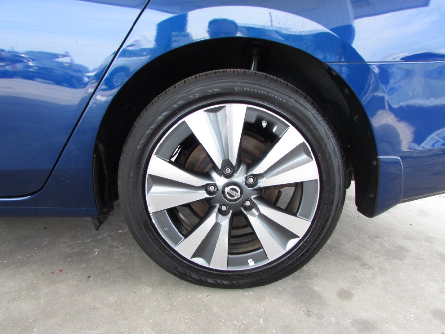 Used Nissan Sentra 4dr Sdn I4 CVT SL 2016 | VIP Auto Enterprise, Inc. Orlando, Florida Used Nissan Sentra 4dr Sdn I4 CVT SL 2016 | VIP Auto Enterprise, Inc. Orlando, Florida