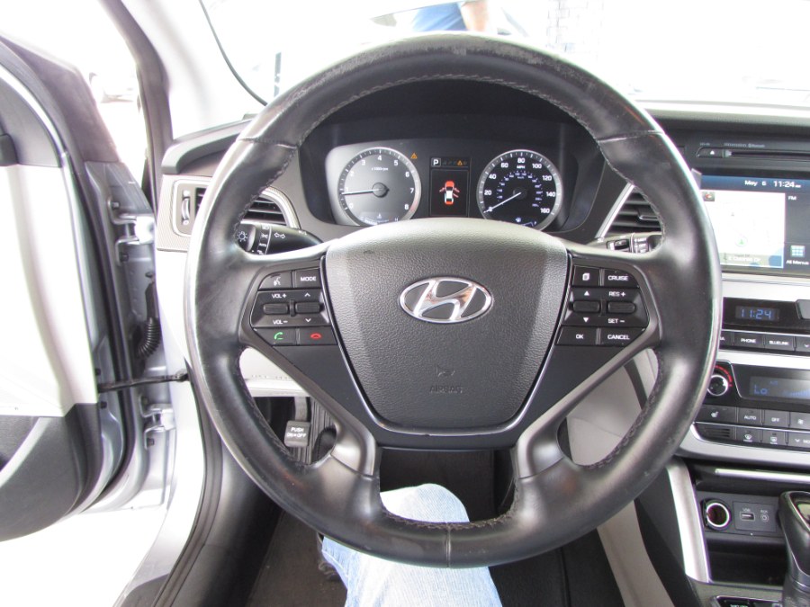 Used Hyundai Sonata 4dr Sdn 2.4L Sport 2015 | VIP Auto Enterprise, Inc. Orlando, Florida Used Hyundai Sonata 4dr Sdn 2.4L Sport 2015 | VIP Auto Enterprise, Inc. Orlando, Florida