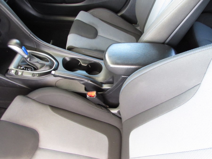 2019 Hyundai Veloster 2.0 Auto, available for sale in Orlando, Florida | VIP Auto Enterprise, Inc. Orlando, Florida 2019 Hyundai Veloster 2.0 Auto, available for sale in Orlando, Florida | VIP Auto Enterprise, Inc. Orlando, Florida