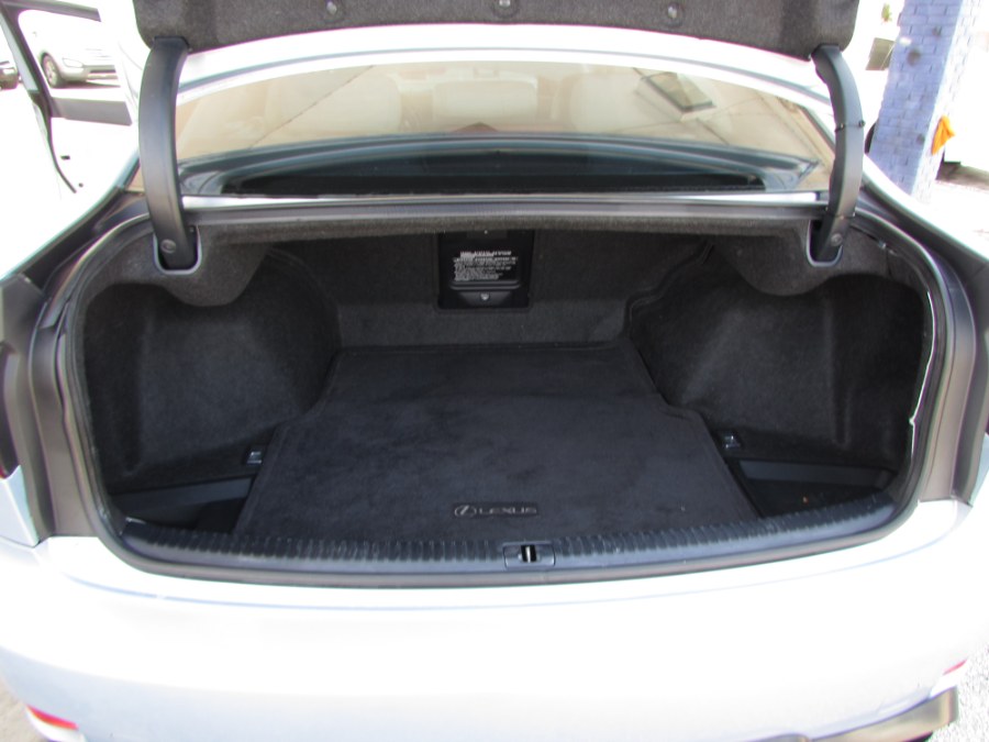 Used Lexus IS 250 4dr Sport Sdn Auto RWD 2011 | VIP Auto Enterprise, Inc. Orlando, Florida Used Lexus IS 250 4dr Sport Sdn Auto RWD 2011 | VIP Auto Enterprise, Inc. Orlando, Florida