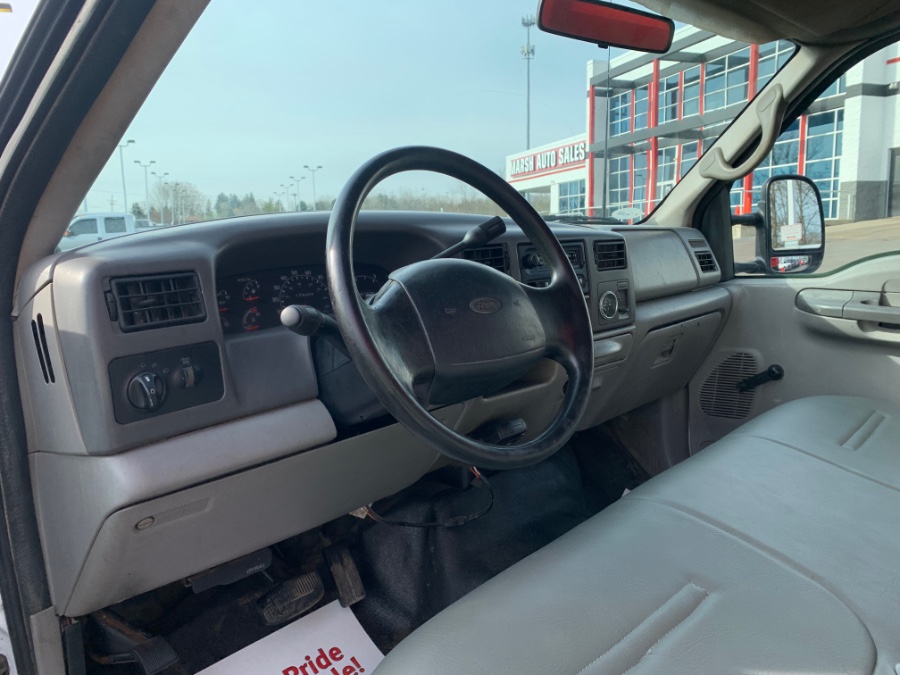 Used Ford Super Duty F-350 DRW Reg Cab 141" WB XL 2000 | Marsh Auto Sales LLC. Ortonville, Michigan Used Ford Super Duty F-350 DRW Reg Cab 141" WB XL 2000 | Marsh Auto Sales LLC. Ortonville, Michigan