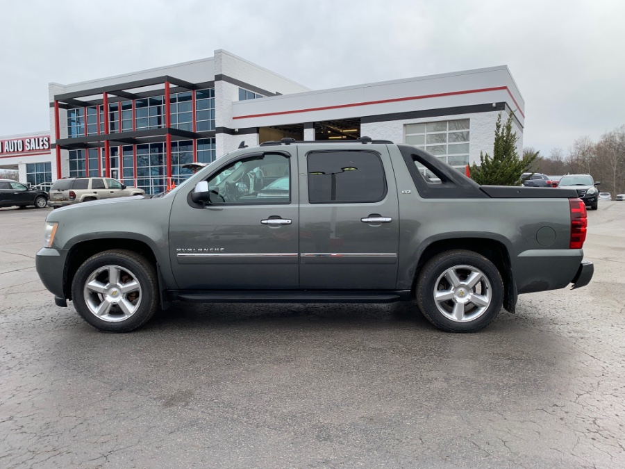 Used Chevrolet Avalanche 4WD Crew Cab LTZ 2011 | Marsh Auto Sales LLC. Ortonville, Michigan Used Chevrolet Avalanche 4WD Crew Cab LTZ 2011 | Marsh Auto Sales LLC. Ortonville, Michigan