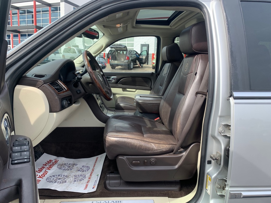 Used Cadillac Escalade AWD 4dr Platinum Edition 2011 | Marsh Auto Sales LLC. Ortonville, Michigan Used Cadillac Escalade AWD 4dr Platinum Edition 2011 | Marsh Auto Sales LLC. Ortonville, Michigan