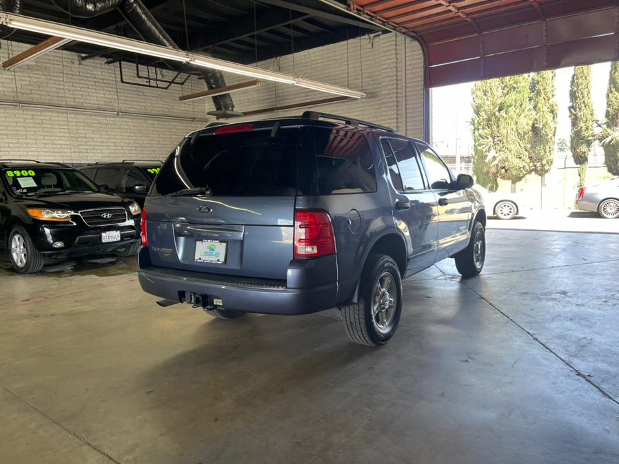 Used Ford Explorer 4dr 114" WB 4.0L XLT 4WD 2004 | U Save Auto Auction. Garden Grove, California