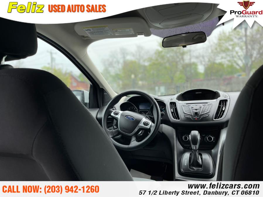 Used Ford Escape 4WD 4dr SE 2014 | Feliz Used Auto Sales. Danbury, Connecticut