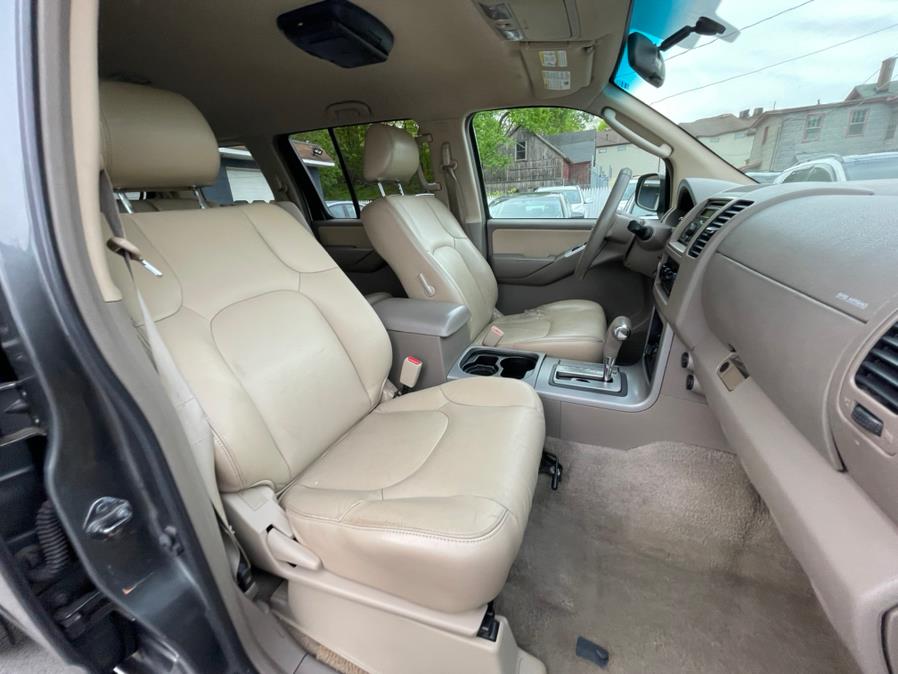 2009 Nissan Pathfinder 4WD 4dr V6 S, available for sale in Waterbury, Connecticut | House of Cars LLC. Waterbury, Connecticut