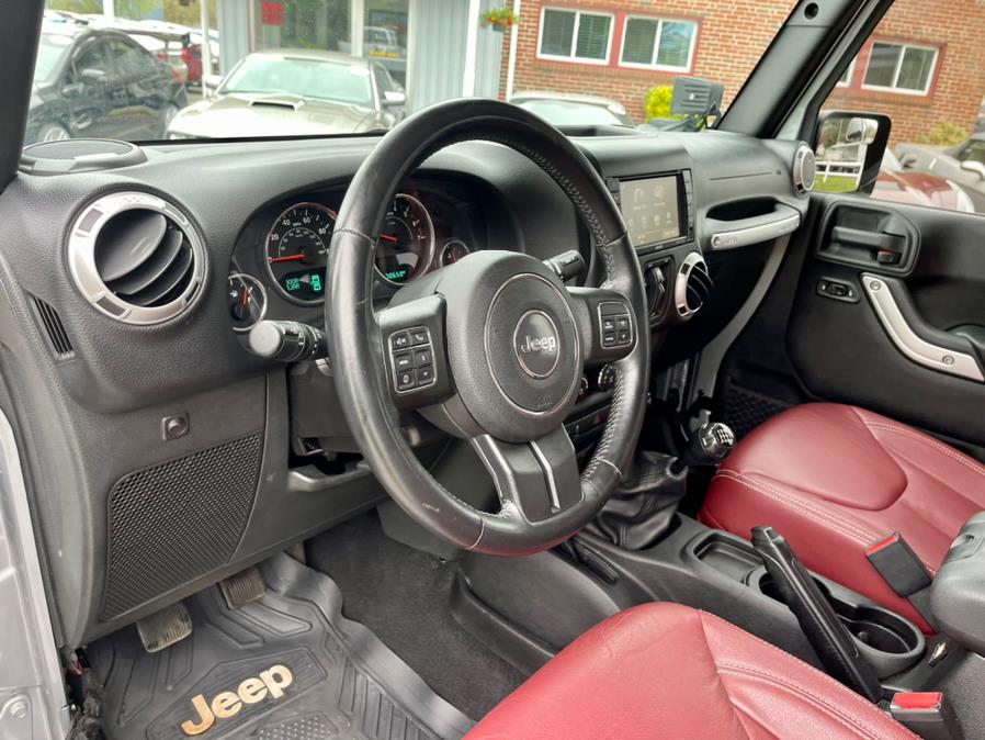 2015 Jeep Wrangler Unlimited 4WD 4dr Sahara, available for sale in South Windsor, Connecticut | Mike And Tony Auto Sales, Inc. South Windsor, Connecticut 2015 Jeep Wrangler Unlimited 4WD 4dr Sahara, available for sale in South Windsor, Connecticut | Mike And Tony Auto Sales, Inc. South Windsor, Connecticut