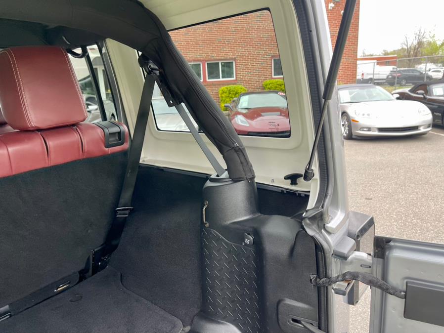 2015 Jeep Wrangler Unlimited 4WD 4dr Sahara, available for sale in South Windsor, Connecticut | Mike And Tony Auto Sales, Inc. South Windsor, Connecticut 2015 Jeep Wrangler Unlimited 4WD 4dr Sahara, available for sale in South Windsor, Connecticut | Mike And Tony Auto Sales, Inc. South Windsor, Connecticut