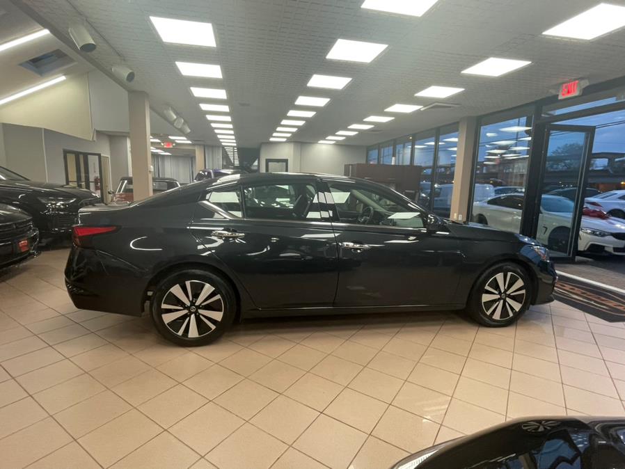 Used Nissan Altima 2.5 SL Sedan 2020 | Power Motors East. Massapequa Park, New York Used Nissan Altima 2.5 SL Sedan 2020 | Power Motors East. Massapequa Park, New York