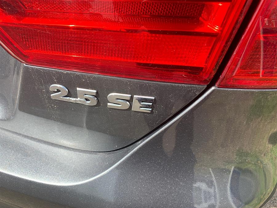 Used Volkswagen Jetta Sedan 4dr Auto SE w/Convenience & Sunroof PZEV 2012 | Smart Buy Auto Sales, LLC. Wallingford, Connecticut Used Volkswagen Jetta Sedan 4dr Auto SE w/Convenience & Sunroof PZEV 2012 | Smart Buy Auto Sales, LLC. Wallingford, Connecticut