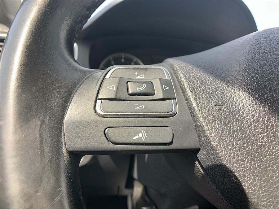 Used Volkswagen Jetta Sedan 4dr Auto SE w/Convenience & Sunroof PZEV 2012 | Smart Buy Auto Sales, LLC. Wallingford, Connecticut Used Volkswagen Jetta Sedan 4dr Auto SE w/Convenience & Sunroof PZEV 2012 | Smart Buy Auto Sales, LLC. Wallingford, Connecticut