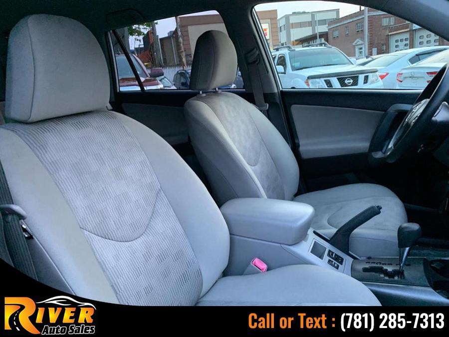 Used Toyota RAV4 4WD 4dr I4 (Natl) 2012 | River Auto Sales. Malden, Massachusetts Used Toyota RAV4 4WD 4dr I4 (Natl) 2012 | River Auto Sales. Malden, Massachusetts