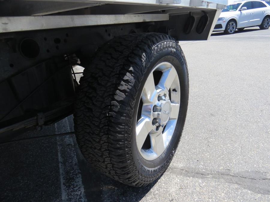 Used GMC Sierra 2500hd SLT 4x4 4dr Double Cab SB 2016 | Lake City Exports Inc. Auburn, Maine Used GMC Sierra 2500hd SLT 4x4 4dr Double Cab SB 2016 | Lake City Exports Inc. Auburn, Maine