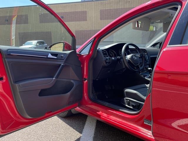 Used Volkswagen Golf TDI SEL 4-Door 2015 | Blasius Federal Road. Brookfield, Connecticut Used Volkswagen Golf TDI SEL 4-Door 2015 | Blasius Federal Road. Brookfield, Connecticut