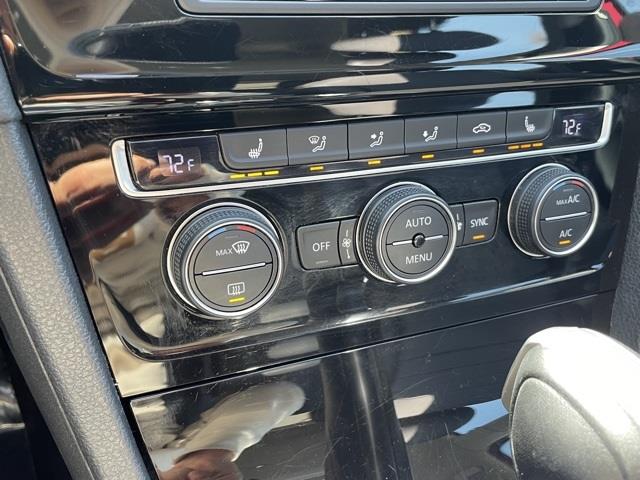 Used Volkswagen Golf TDI SEL 4-Door 2015 | Blasius Federal Road. Brookfield, Connecticut Used Volkswagen Golf TDI SEL 4-Door 2015 | Blasius Federal Road. Brookfield, Connecticut