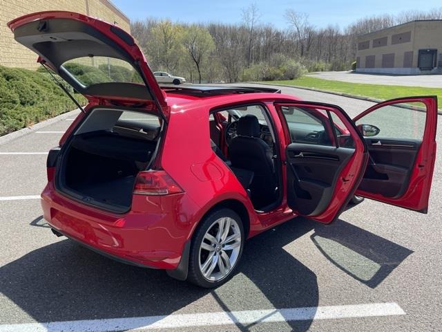 Used Volkswagen Golf TDI SEL 4-Door 2015 | Blasius Federal Road. Brookfield, Connecticut Used Volkswagen Golf TDI SEL 4-Door 2015 | Blasius Federal Road. Brookfield, Connecticut