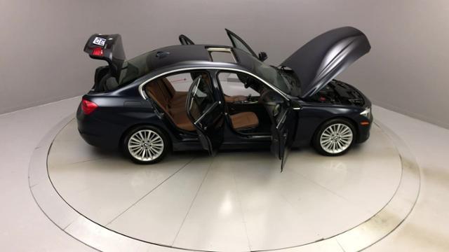 Used BMW 3 Series 4dr Sdn 328i xDrive AWD SULEV 2014 | J&M Automotive Sls&Svc LLC. Naugatuck, Connecticut Used BMW 3 Series 4dr Sdn 328i xDrive AWD SULEV 2014 | J&M Automotive Sls&Svc LLC. Naugatuck, Connecticut