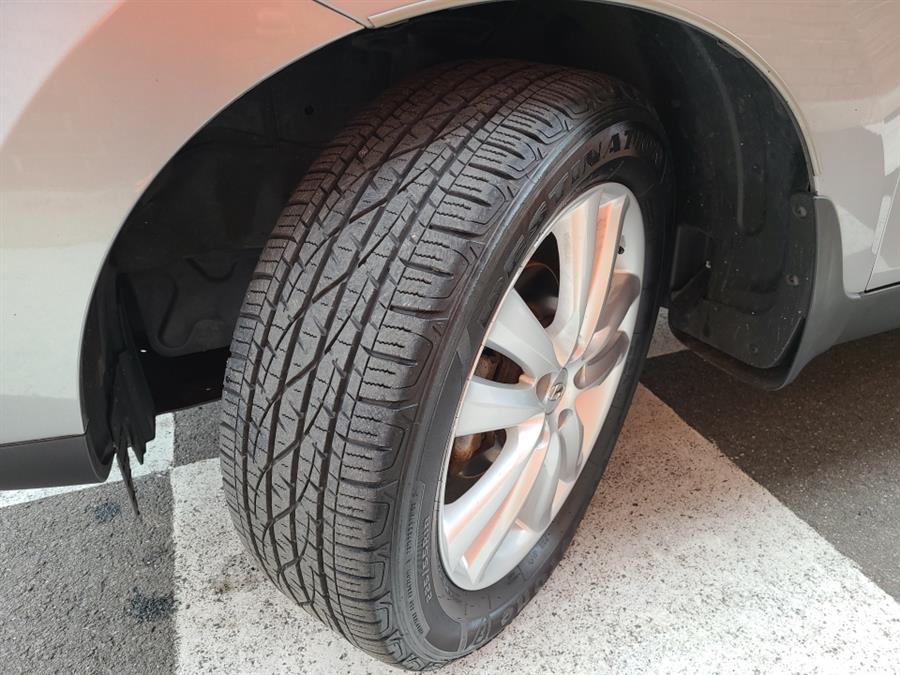 2010 Hyundai Tucson FWD 4dr Auto Limited, available for sale in Waterbury, Connecticut | National Auto Brokers, Inc.. Waterbury, Connecticut 2010 Hyundai Tucson FWD 4dr Auto Limited, available for sale in Waterbury, Connecticut | National Auto Brokers, Inc.. Waterbury, Connecticut