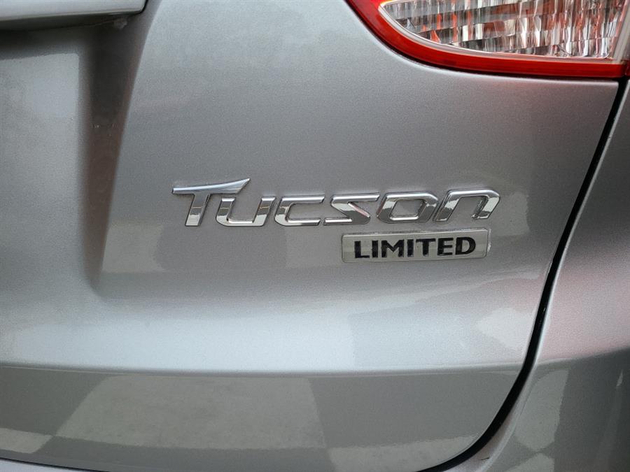 2010 Hyundai Tucson FWD 4dr Auto Limited, available for sale in Waterbury, Connecticut | National Auto Brokers, Inc.. Waterbury, Connecticut 2010 Hyundai Tucson FWD 4dr Auto Limited, available for sale in Waterbury, Connecticut | National Auto Brokers, Inc.. Waterbury, Connecticut