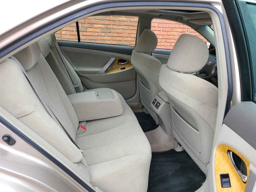 2007 Toyota Camry 4dr Sdn Auto XLE, available for sale in Waterbury, Connecticut | National Auto Brokers, Inc.. Waterbury, Connecticut 2007 Toyota Camry 4dr Sdn Auto XLE, available for sale in Waterbury, Connecticut | National Auto Brokers, Inc.. Waterbury, Connecticut