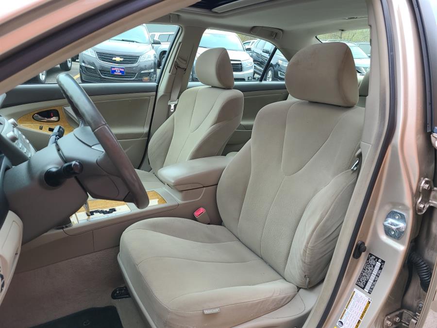 2007 Toyota Camry 4dr Sdn Auto XLE, available for sale in Waterbury, Connecticut | National Auto Brokers, Inc.. Waterbury, Connecticut 2007 Toyota Camry 4dr Sdn Auto XLE, available for sale in Waterbury, Connecticut | National Auto Brokers, Inc.. Waterbury, Connecticut