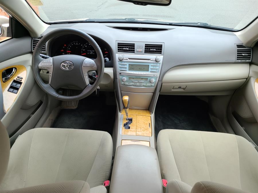 2007 Toyota Camry 4dr Sdn Auto XLE, available for sale in Waterbury, Connecticut | National Auto Brokers, Inc.. Waterbury, Connecticut 2007 Toyota Camry 4dr Sdn Auto XLE, available for sale in Waterbury, Connecticut | National Auto Brokers, Inc.. Waterbury, Connecticut
