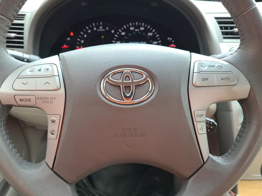 2007 Toyota Camry 4dr Sdn Auto XLE, available for sale in Waterbury, Connecticut | National Auto Brokers, Inc.. Waterbury, Connecticut 2007 Toyota Camry 4dr Sdn Auto XLE, available for sale in Waterbury, Connecticut | National Auto Brokers, Inc.. Waterbury, Connecticut