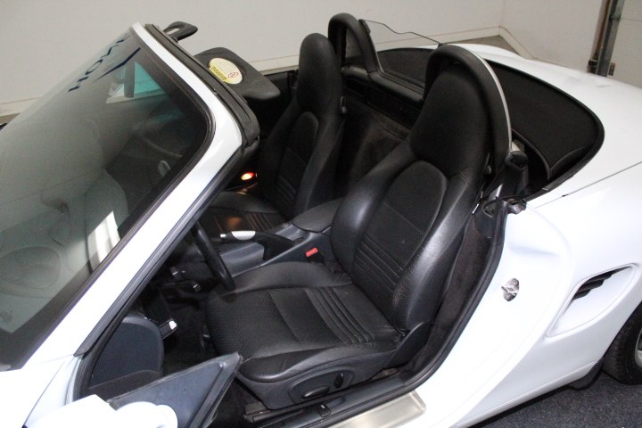 Used Porsche Boxster 2dr Roadster Manual 1999 | New England Auto Sales LLC. Plainville, Connecticut Used Porsche Boxster 2dr Roadster Manual 1999 | New England Auto Sales LLC. Plainville, Connecticut