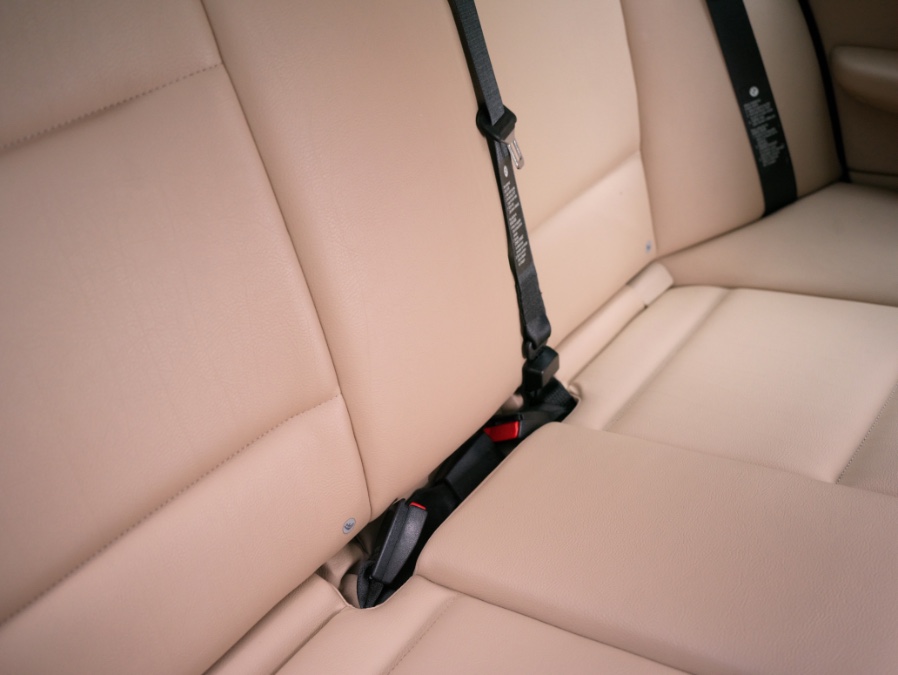 2005 BMW 3 Series 325xi 4dr Sdn AWD, available for sale in North Salem, New York | Meccanic Shop North Inc. North Salem, New York 2005 BMW 3 Series 325xi 4dr Sdn AWD, available for sale in North Salem, New York | Meccanic Shop North Inc. North Salem, New York