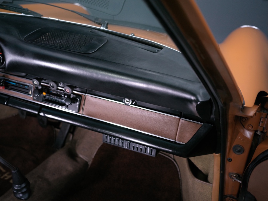 1972 Porsche 911 T, available for sale in North Salem, New York | Meccanic Shop North Inc. North Salem, New York 1972 Porsche 911 T, available for sale in North Salem, New York | Meccanic Shop North Inc. North Salem, New York