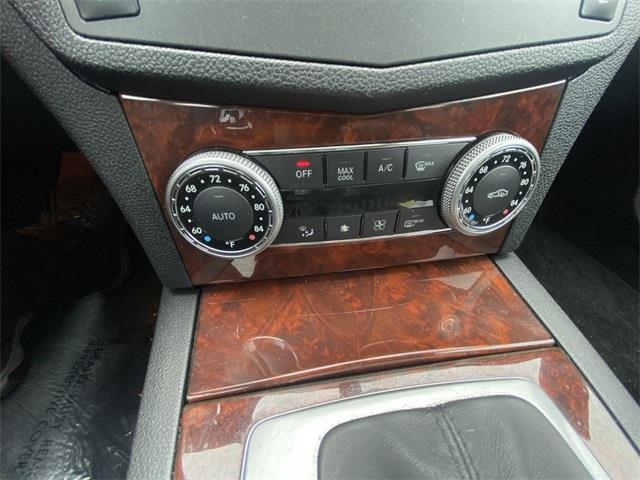 Used Mercedes-benz C-class C 300 2010 | Wiz Leasing Inc. Stratford, Connecticut Used Mercedes-benz C-class C 300 2010 | Wiz Leasing Inc. Stratford, Connecticut