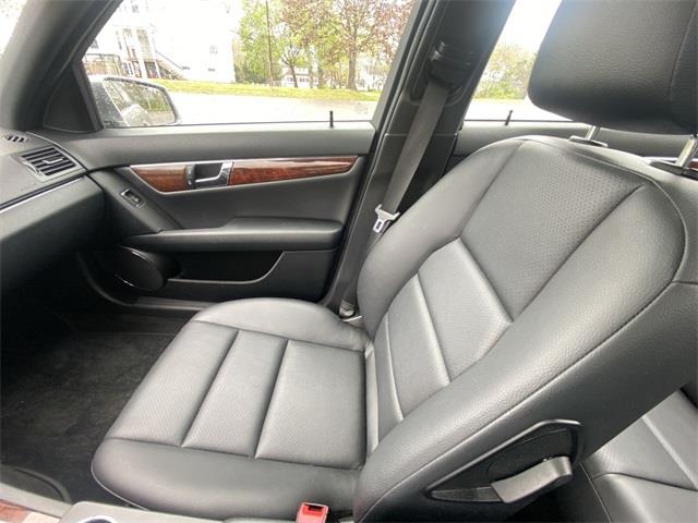 Used Mercedes-benz C-class C 300 2010 | Wiz Leasing Inc. Stratford, Connecticut Used Mercedes-benz C-class C 300 2010 | Wiz Leasing Inc. Stratford, Connecticut