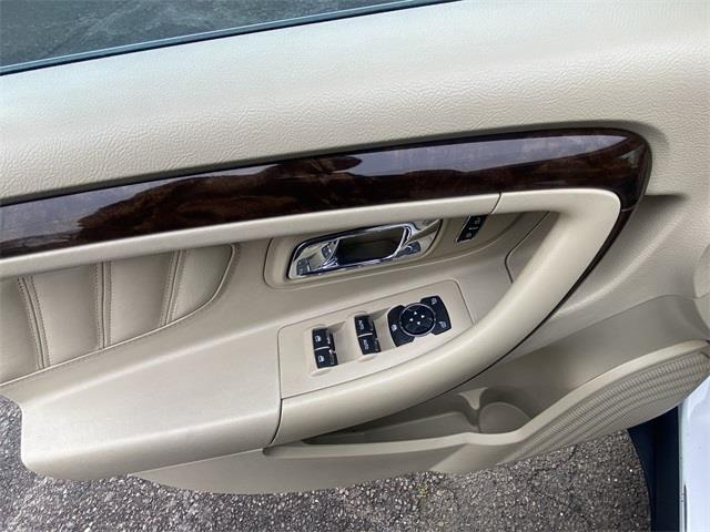 2013 Ford Taurus Limited, available for sale in Stratford, Connecticut | Wiz Leasing Inc. Stratford, Connecticut 2013 Ford Taurus Limited, available for sale in Stratford, Connecticut | Wiz Leasing Inc. Stratford, Connecticut
