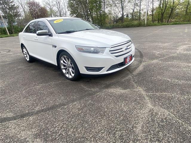 2013 Ford Taurus Limited, available for sale in Stratford, Connecticut | Wiz Leasing Inc. Stratford, Connecticut 2013 Ford Taurus Limited, available for sale in Stratford, Connecticut | Wiz Leasing Inc. Stratford, Connecticut