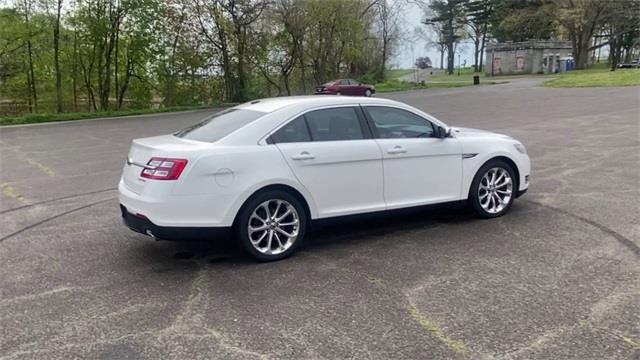 2013 Ford Taurus Limited, available for sale in Stratford, Connecticut | Wiz Leasing Inc. Stratford, Connecticut 2013 Ford Taurus Limited, available for sale in Stratford, Connecticut | Wiz Leasing Inc. Stratford, Connecticut