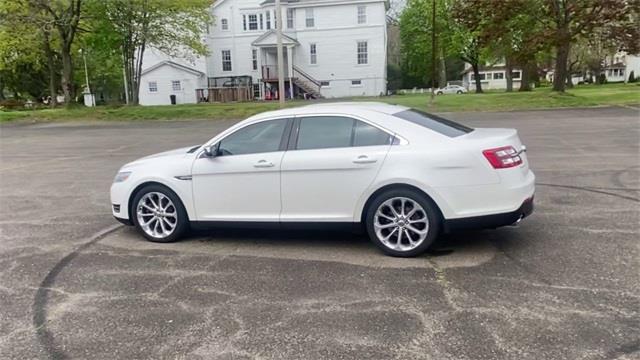 2013 Ford Taurus Limited, available for sale in Stratford, Connecticut | Wiz Leasing Inc. Stratford, Connecticut 2013 Ford Taurus Limited, available for sale in Stratford, Connecticut | Wiz Leasing Inc. Stratford, Connecticut