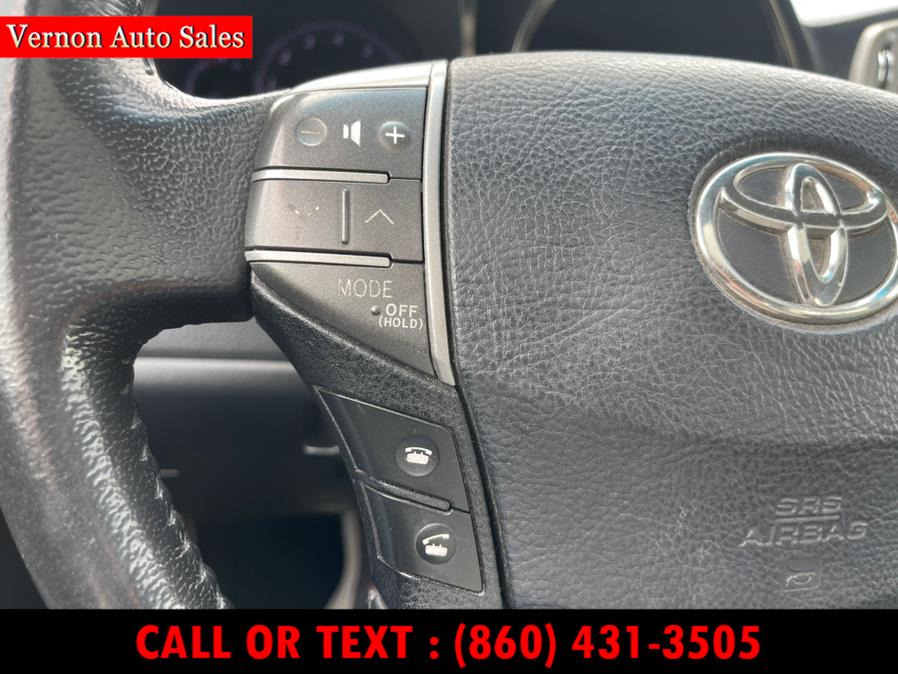 2011 Toyota Avalon 4dr Sdn Limited (Natl), available for sale in Manchester, Connecticut | Vernon Auto Sale & Service. Manchester, Connecticut 2011 Toyota Avalon 4dr Sdn Limited (Natl), available for sale in Manchester, Connecticut | Vernon Auto Sale & Service. Manchester, Connecticut