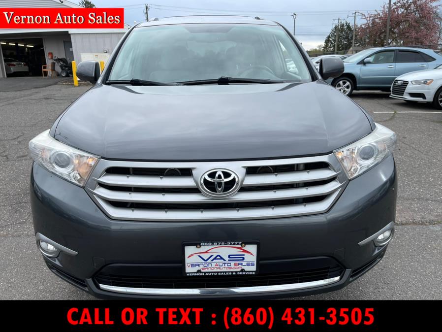 2011 Toyota Highlander 4WD 4dr V6 Limited (Natl), available for sale in Manchester, Connecticut | Vernon Auto Sale & Service. Manchester, Connecticut 2011 Toyota Highlander 4WD 4dr V6 Limited (Natl), available for sale in Manchester, Connecticut | Vernon Auto Sale & Service. Manchester, Connecticut