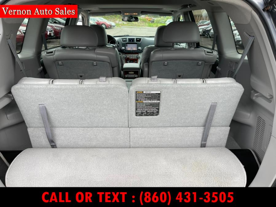2011 Toyota Highlander 4WD 4dr V6 Limited (Natl), available for sale in Manchester, Connecticut | Vernon Auto Sale & Service. Manchester, Connecticut 2011 Toyota Highlander 4WD 4dr V6 Limited (Natl), available for sale in Manchester, Connecticut | Vernon Auto Sale & Service. Manchester, Connecticut