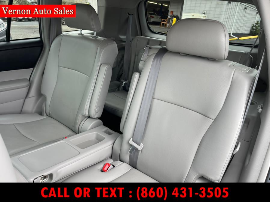 2011 Toyota Highlander 4WD 4dr V6 Limited (Natl), available for sale in Manchester, Connecticut | Vernon Auto Sale & Service. Manchester, Connecticut 2011 Toyota Highlander 4WD 4dr V6 Limited (Natl), available for sale in Manchester, Connecticut | Vernon Auto Sale & Service. Manchester, Connecticut