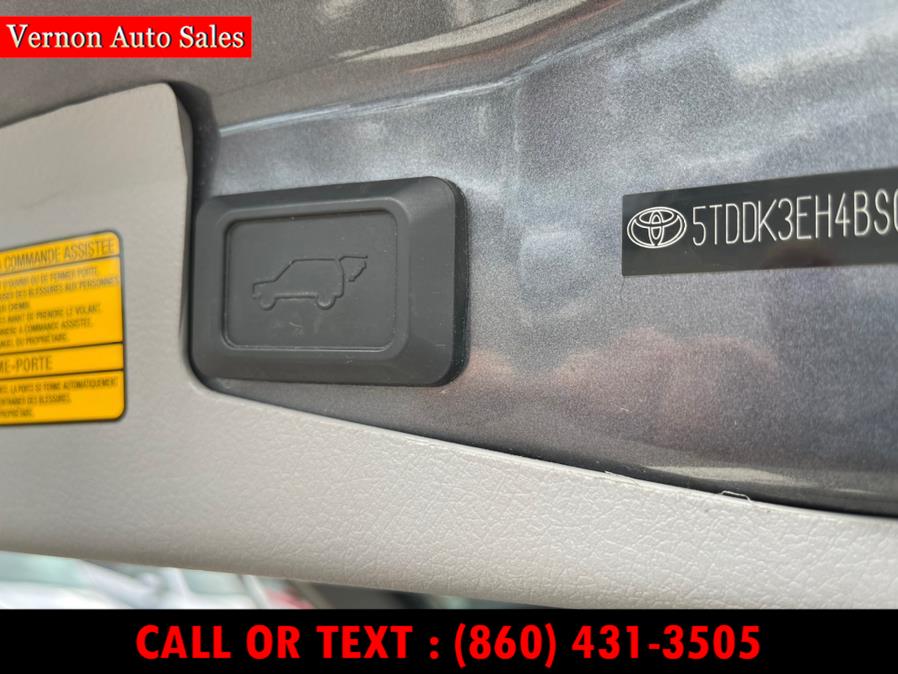 2011 Toyota Highlander 4WD 4dr V6 Limited (Natl), available for sale in Manchester, Connecticut | Vernon Auto Sale & Service. Manchester, Connecticut 2011 Toyota Highlander 4WD 4dr V6 Limited (Natl), available for sale in Manchester, Connecticut | Vernon Auto Sale & Service. Manchester, Connecticut