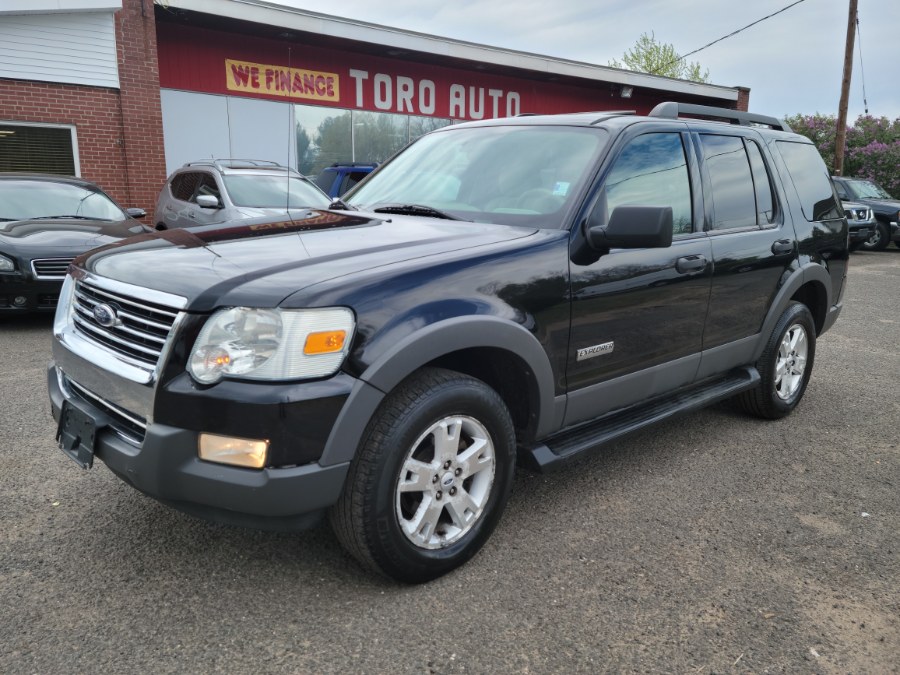 2006 Ford Explorer 4dr 114" WB 4.6L XLT 4WD Sunroof 3rd Raw, available for sale in East Windsor, Connecticut | Toro Auto. East Windsor, Connecticut