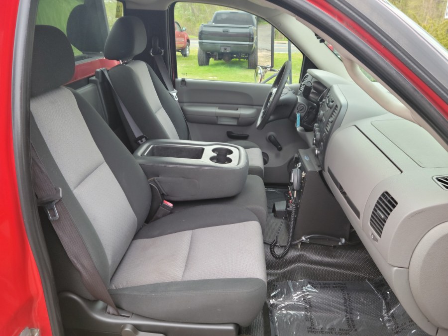 2007 Chevrolet Silverado 3500HD 4WD Reg Cab 137.0" WB, 60.4" CA LT1 6.6 Duramax, available for sale in East Windsor, Connecticut | Toro Auto. East Windsor, Connecticut 2007 Chevrolet Silverado 3500HD 4WD Reg Cab 137.0" WB, 60.4" CA LT1 6.6 Duramax, available for sale in East Windsor, Connecticut | Toro Auto. East Windsor, Connecticut