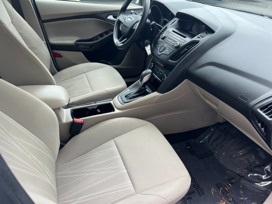 2017 Ford Focus SE Sedan, available for sale in Bristol, Connecticut | Bristol Auto Center LLC. Bristol, Connecticut 2017 Ford Focus SE Sedan, available for sale in Bristol, Connecticut | Bristol Auto Center LLC. Bristol, Connecticut