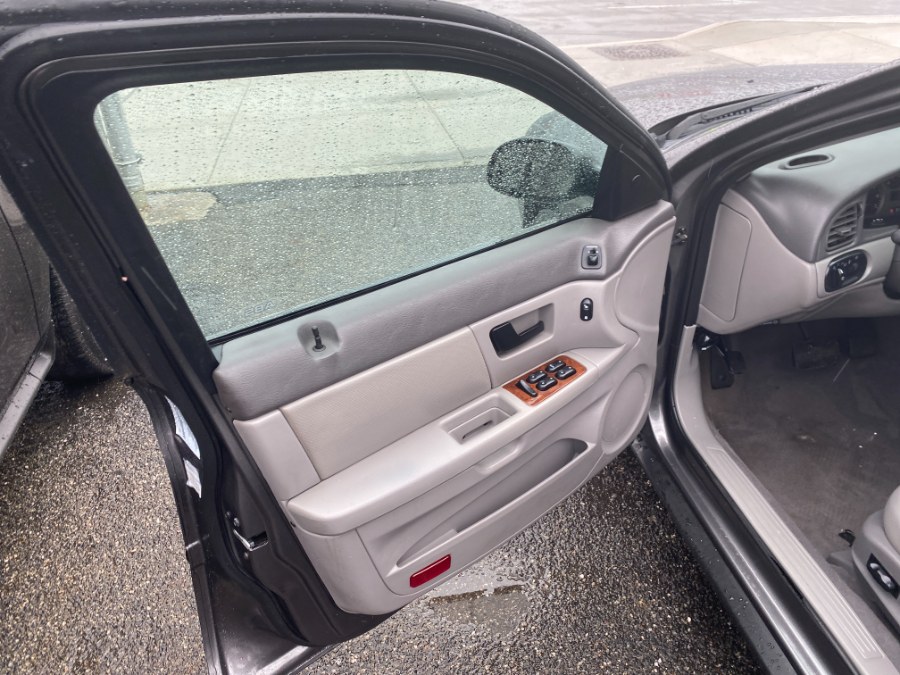 2004 Mercury Sable 4dr Sdn LS Premium, available for sale in Middle Village, New York | Middle Village Motors . Middle Village, New York 2004 Mercury Sable 4dr Sdn LS Premium, available for sale in Middle Village, New York | Middle Village Motors . Middle Village, New York