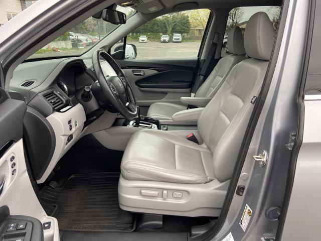 Used Honda Ridgeline RTL-E 2017 | Baron Supercenter. Patchogue, New York Used Honda Ridgeline RTL-E 2017 | Baron Supercenter. Patchogue, New York