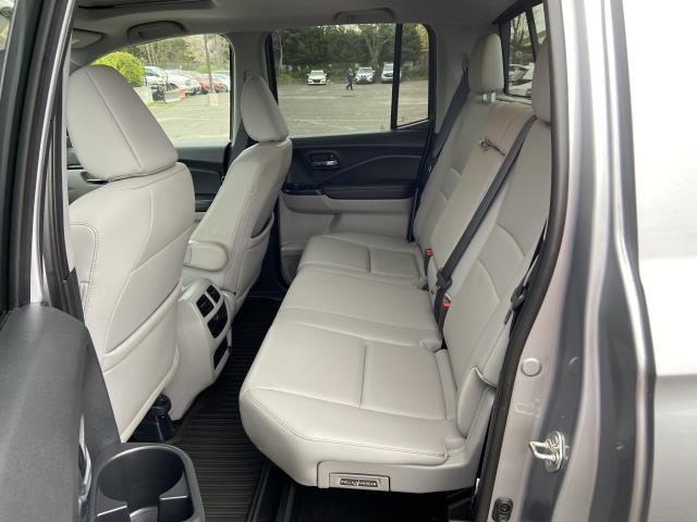 Used Honda Ridgeline RTL-E 2017 | Baron Supercenter. Patchogue, New York Used Honda Ridgeline RTL-E 2017 | Baron Supercenter. Patchogue, New York