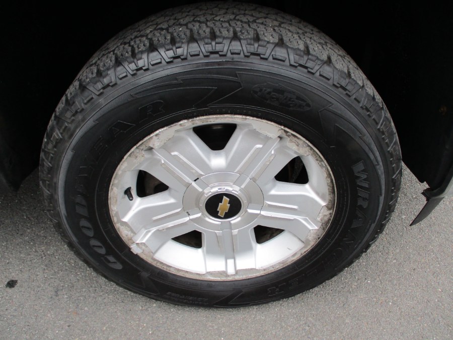 2012 Chevrolet Silverado 1500 4WD Crew Cab 143.5" LT, available for sale in Suffield, Connecticut | Suffield Auto Sales. Suffield, Connecticut 2012 Chevrolet Silverado 1500 4WD Crew Cab 143.5" LT, available for sale in Suffield, Connecticut | Suffield Auto Sales. Suffield, Connecticut