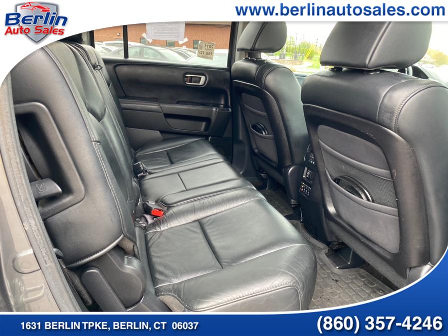 Used Honda Pilot 4WD 4dr EX-L w/RES 2011 | Berlin Auto Sales LLC. Berlin, Connecticut Used Honda Pilot 4WD 4dr EX-L w/RES 2011 | Berlin Auto Sales LLC. Berlin, Connecticut