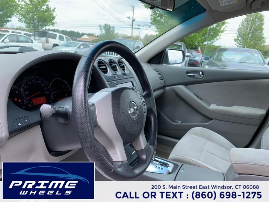 2011 Nissan Altima 4dr Sdn I4 CVT 2.5 SL, available for sale in East Windsor, Connecticut | Prime Wheels. East Windsor, Connecticut 2011 Nissan Altima 4dr Sdn I4 CVT 2.5 SL, available for sale in East Windsor, Connecticut | Prime Wheels. East Windsor, Connecticut